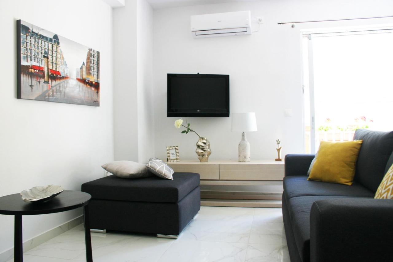 Socrates By Heloni Apartments Athens Exterior photo